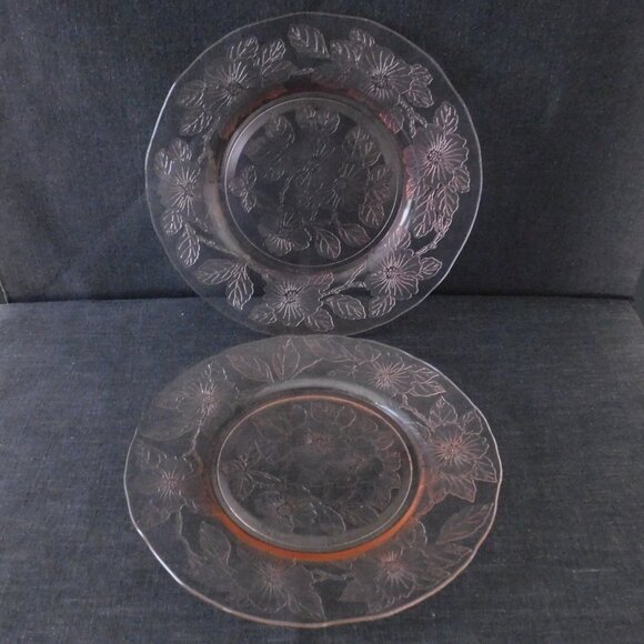 Depression Glass MacBeth Evans Set of 2 Luncheon Plates Dogwood Apple Blossom - Picture 1 of 7